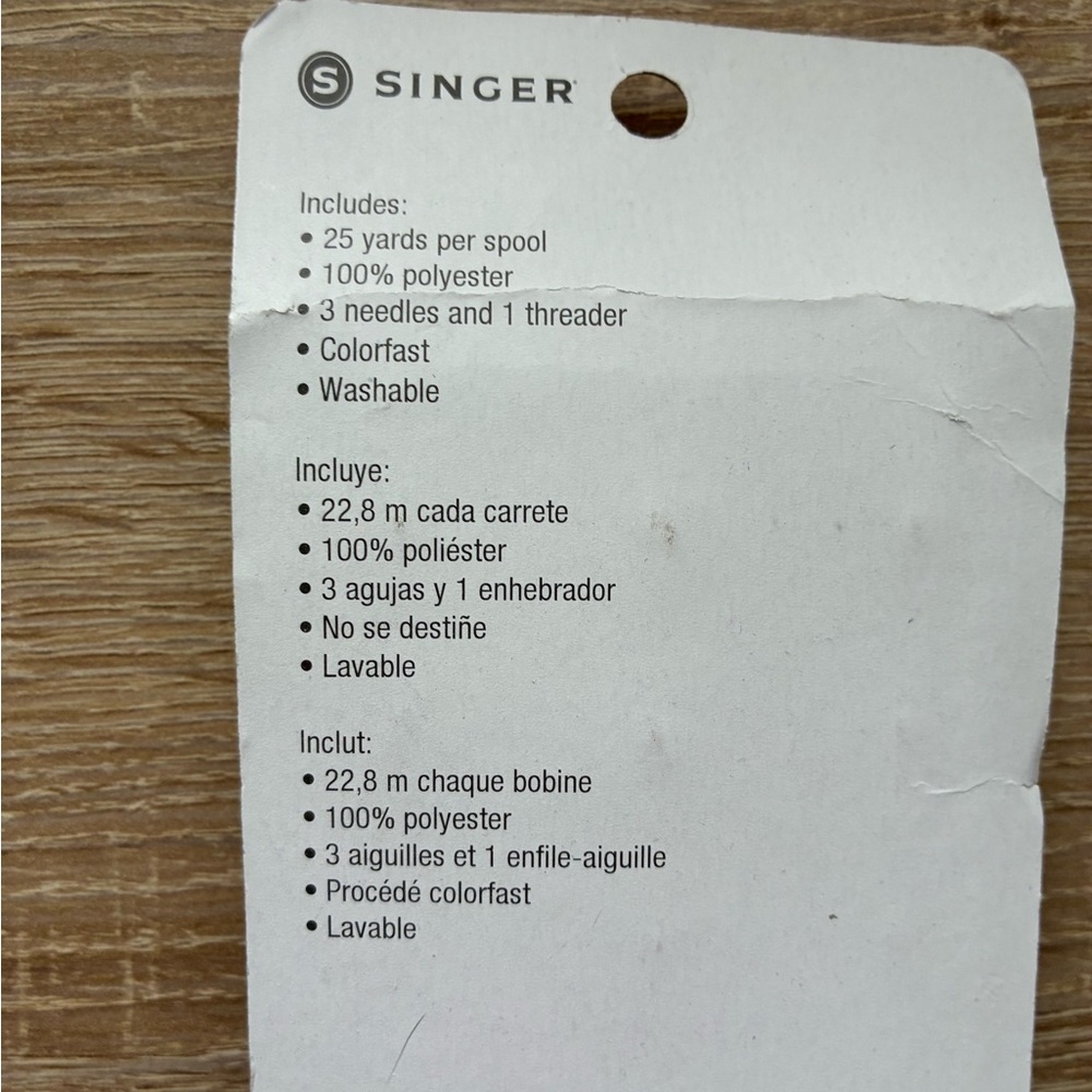 Singer Sewing Kit 🪡🧵🧶 - Picture 3 of 5